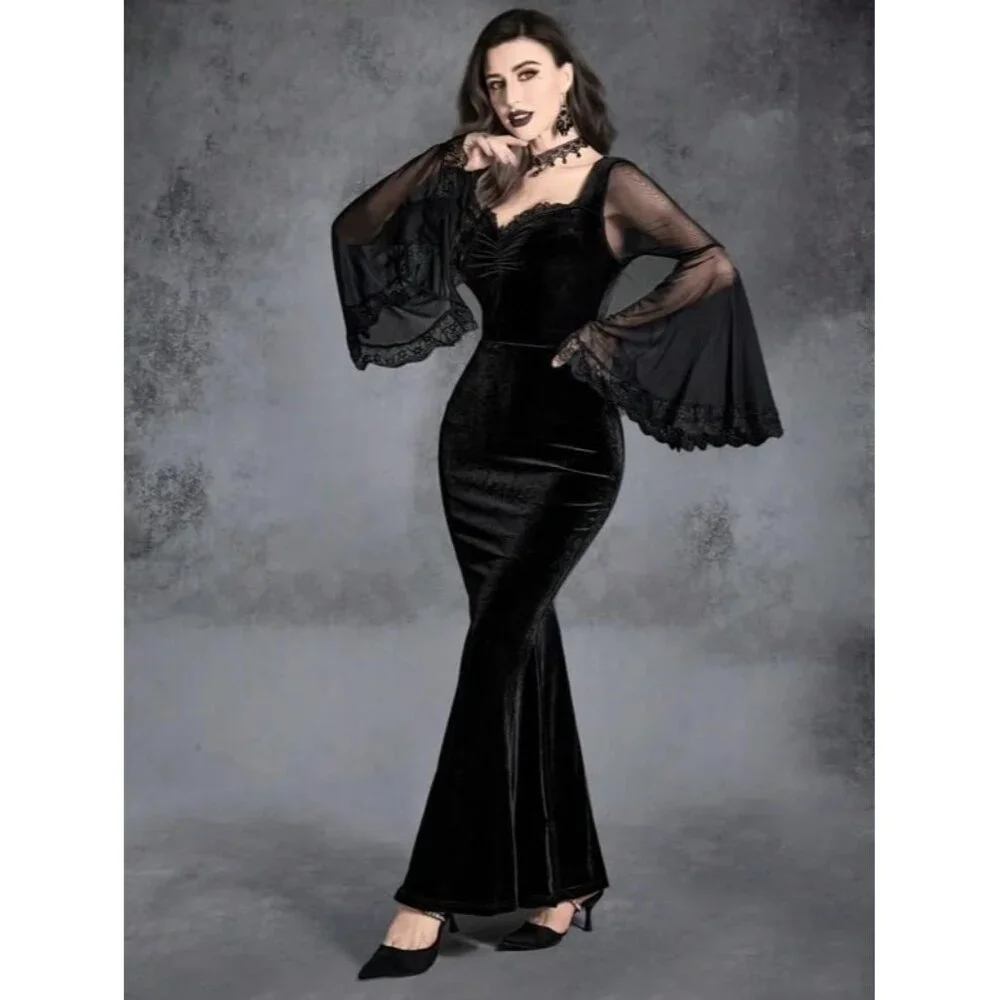 Luxurious Gothic Dress: Velvet Flounce Sleeve with Sweetheart Neck, Size Small - Picture 5 of 7